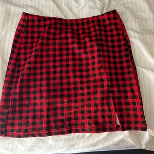 BLACK AND RED PLAID SHEIN SKIRT